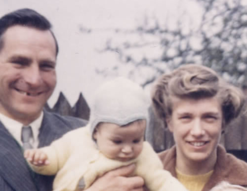 A very young Keith with his parents